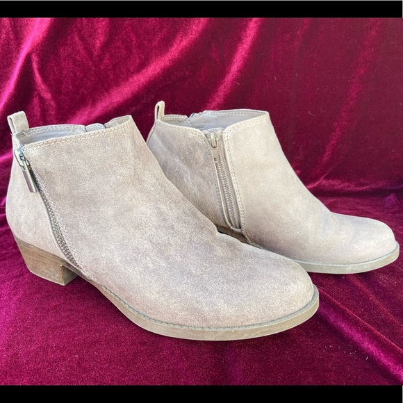 Grey/taupe Carlos Ankle Boots Sz 8 - Picture 1 of 5